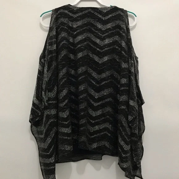 ROZ & ALI Womens Black Silver V Neck Flutter Sleeve Top 1X Tank Lined Tunic - Picture 5 of 8